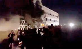 Iraq: Nổ bình oxy, cháy bệnh viện trị Covid-19, hàng chục người chết